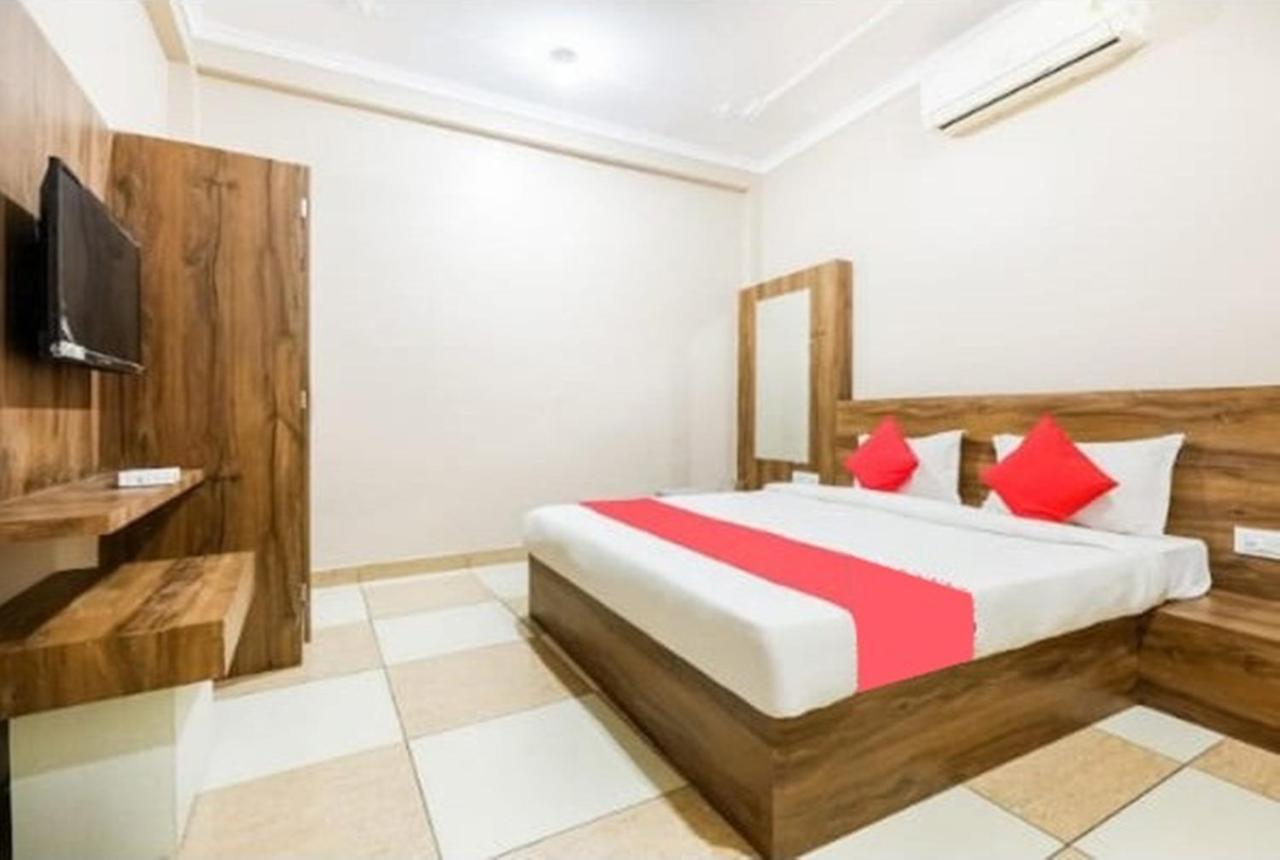 Hotel Grand Stay Bhopál Kültér fotó