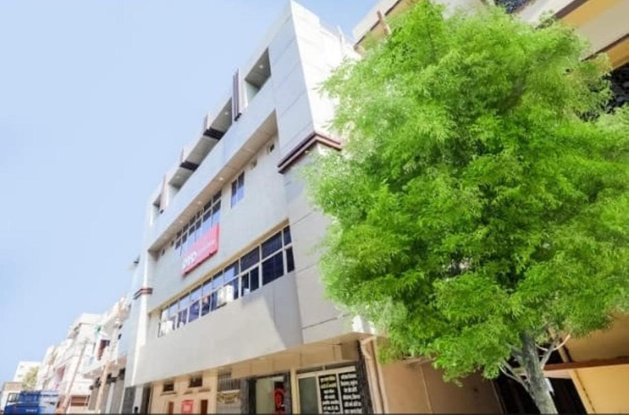 Hotel Grand Stay Bhopál Kültér fotó